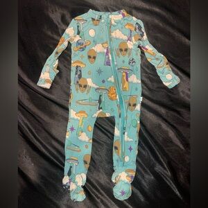 Posh Peanut Alien 👽Zippy